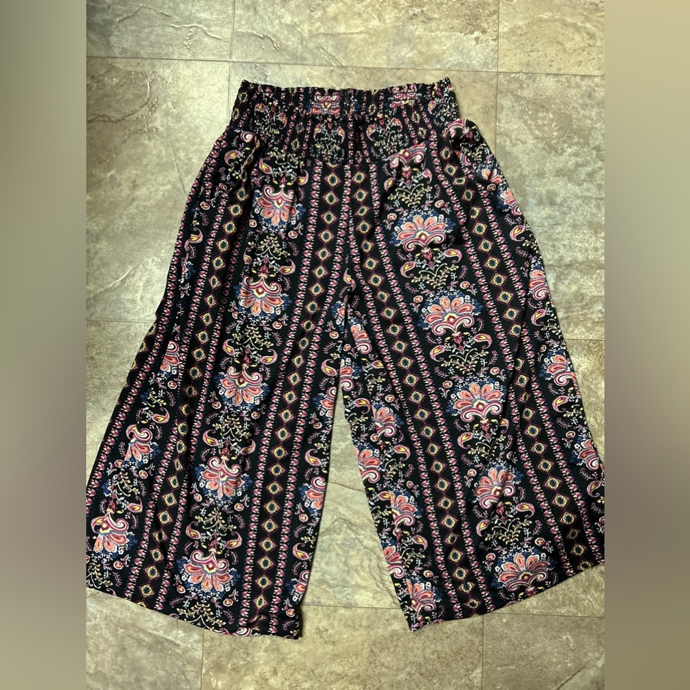 French laundry brand women’s size medium lounge leggings